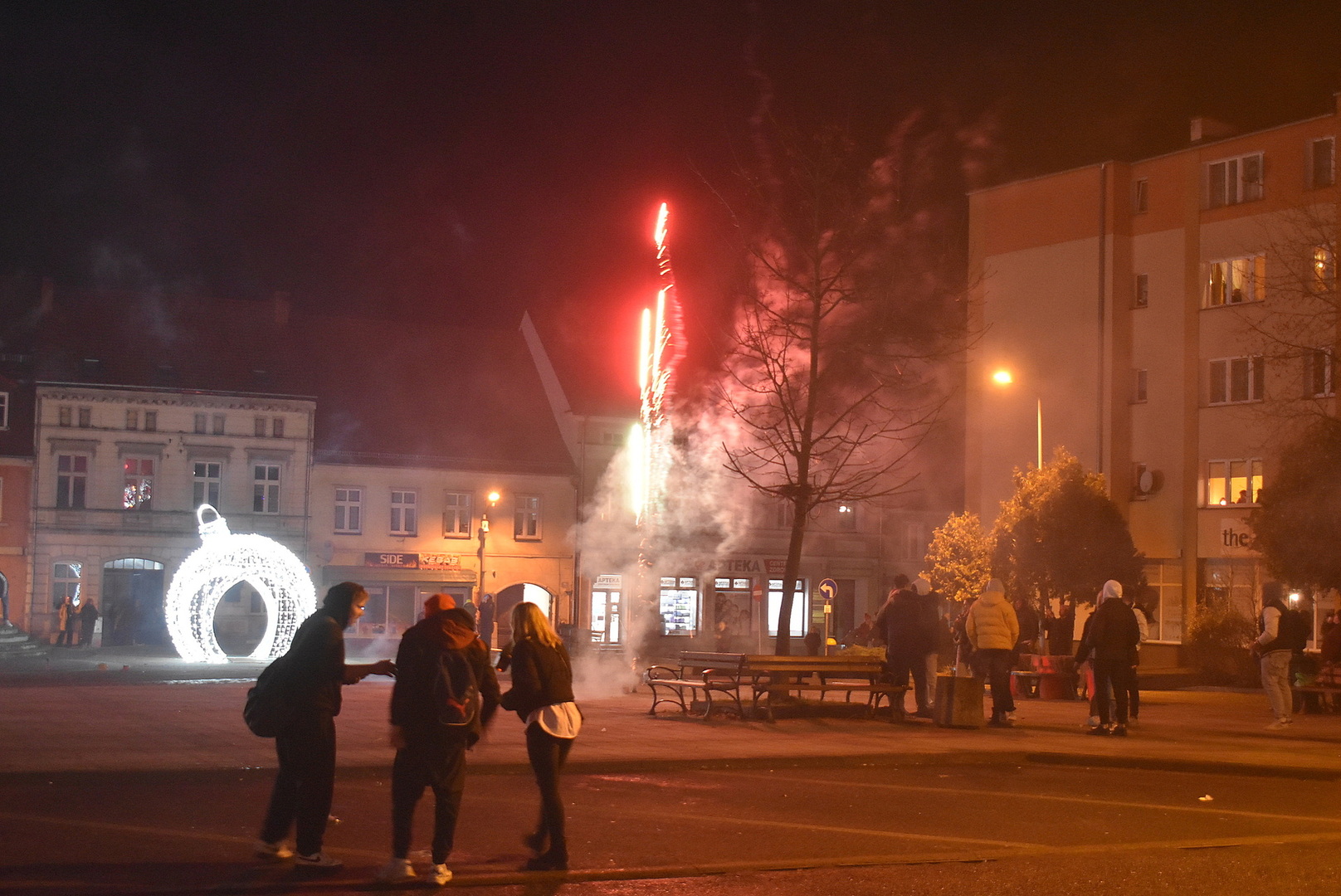 Tak mieszkańcy Sulęcina witali nowy 2024 rok. 