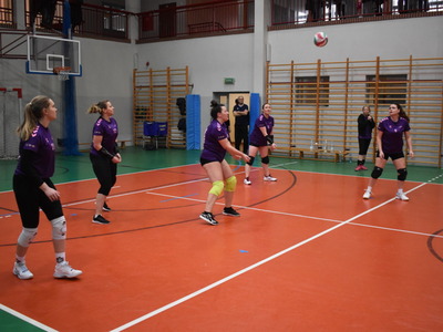 Sulęcińska amatorska liga piłki siatkowej w kategorii kobiet.