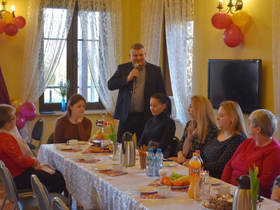 Dzień Kobiet w Świetlicy Środowiskowej w Długoszynie. 
