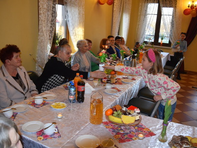 Dzień Kobiet w Świetlicy Środowiskowej w Długoszynie. 
