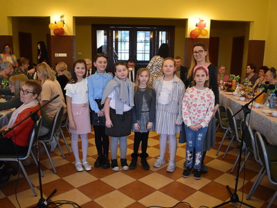 Dzień Kobiet w Świetlicy Środowiskowej w Długoszynie. 