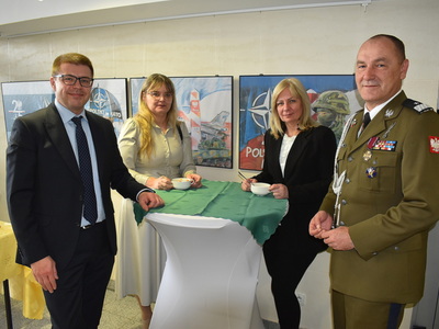 Wielkanocne spotkanie dowódcy 17 WBZ. 