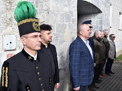 Uroczysty apel w Ośrodku Szkolenia Poligonowego Wojsk Lądowych w Wędrzynie.