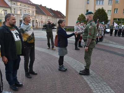 XV rajd harcerski zainaugurowano w rynku miejskim w Sulęcinie.