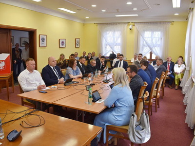 Pierwsze posiedzenie Rady Miejskiej IX kadencji.