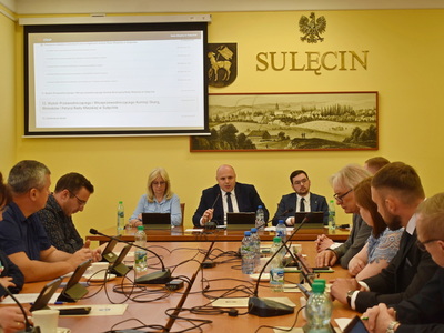 Pierwsze posiedzenie Rady Miejskiej IX kadencji.