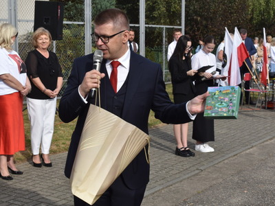 Inauguracja nowego roku szkolnego 2024/2025 w dwójce.