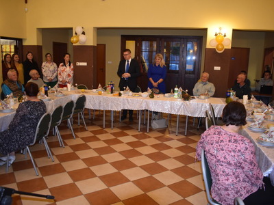 Dzień Seniora w Świetlicy Wiejskiej w Długoszynie. 