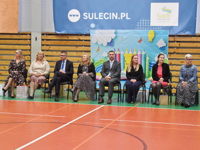 Mianowani na uczniów Szkoły Podstawowej nr 1 im. Jana Pawła II w Sulęcinie. 