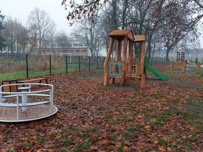 plac zabaw nr 2- 4