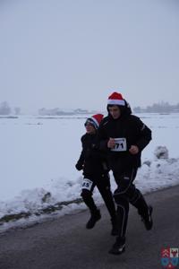 II Mikołajkowy Marszobieg w Zakrzewie!