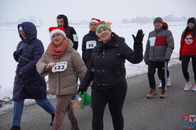 II Mikołajkowy Marszobieg w Zakrzewie!