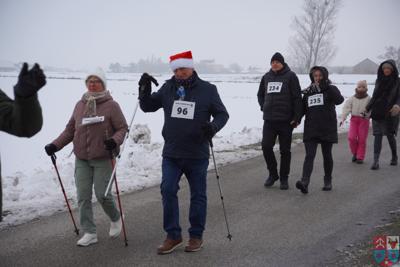 II Mikołajkowy Marszobieg w Zakrzewie!