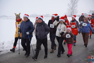 II Mikołajkowy Marszobieg w Zakrzewie!