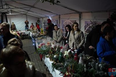 Świąteczny Kiermasz i Pokaz Stołów Wigilijnych 2025!