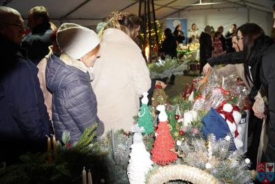 Świąteczny Kiermasz i Pokaz Stołów Wigilijnych 2025!