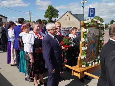 Alt="Zdjęcie przedstawia obchody Regionalnej Pielgrzymki Rolników do Sanktuarium Matki Bożej w Lubecku. Zdjęcia: udostępnione przez organizatora."