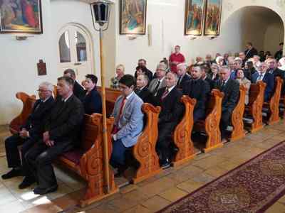 Alt="Zdjęcie przedstawia obchody Regionalnej Pielgrzymki Rolników do Sanktuarium Matki Bożej w Lubecku. Zdjęcia: udostępnione przez organizatora."