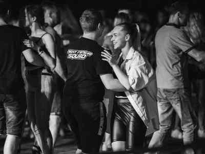 Alt="Zdjęcie przedstawia Dni Gminy Ciasna 2022 wraz z towarzyszącymi jej wydarzeniami - zabawa taneczna z DJ Phobia."