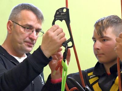 Alt="Zdjęcie przedstawia występy podczas Wielkiej Orkiestry Świątecznej Pomocy w Ciasnej. Zdjęcie: Radosław Gruca."