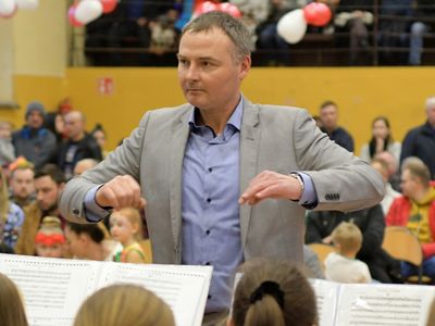 Alt="Zdjęcie przedstawia występy podczas Wielkiej Orkiestry Świątecznej Pomocy w Ciasnej. Zdjęcie: Radosław Gruca."