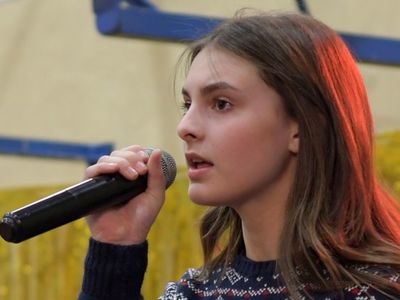 Alt="Zdjęcie przedstawia występy podczas Wielkiej Orkiestry Świątecznej Pomocy w Ciasnej. Zdjęcie: Radosław Gruca."