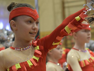 Alt="Zdjęcie przedstawia występy podczas Wielkiej Orkiestry Świątecznej Pomocy w Ciasnej. Zdjęcie: Radosław Gruca."