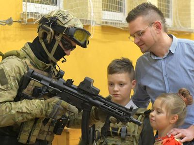 Alt="Zdjęcie przedstawia występy podczas Wielkiej Orkiestry Świątecznej Pomocy w Ciasnej. Zdjęcie: Radosław Gruca."