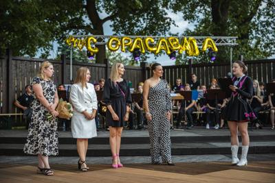Alt="Zdjęcie przedstawia obchody Dni Gminy Ciasna 2023 wraz z Jubileuszem 20-lecia Mażoretek Copacabana."