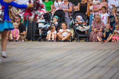 Alt="Zdjęcie przedstawia obchody Dni Gminy Ciasna 2023 wraz z Jublieuszem 20-lecia Mażoretek Copacabana."