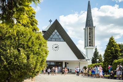 Alt="Zdjęcie przedstawia obchody Dni Gminy Ciasna 2023 wraz z Jublieuszem 20-lecia Mażoretek Copacabana."