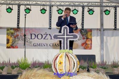 Alt="Zdjęcie przedstawia Dożynki Gminy Ciasna w Zborowskiem 2-3.09.2023r."