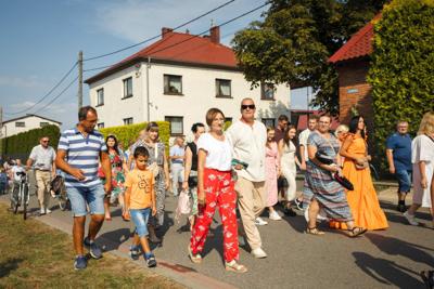 Alt=”Zdjęcie przedstawia obchody Dożynek Gminy Ciasna w Glinicy w dniu 1 września 2024 roku.”