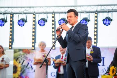 Alt=”Zdjęcie przedstawia obchody Dożynek Gminy Ciasna w Glinicy w dniu 1 września 2024 roku.”