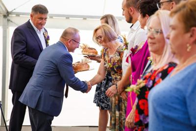 Alt=”Zdjęcie przedstawia obchody Dożynek Gminy Ciasna w Glinicy w dniu 1 września 2024 roku.”