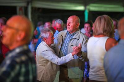 Alt=”Zdjęcie przedstawia obchody Dożynek Gminy Ciasna w Glinicy w dniu 1 września 2024 roku.”