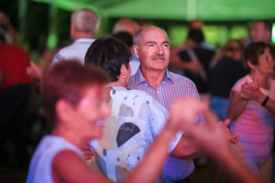 Alt=”Zdjęcie przedstawia obchody Dożynek Gminy Ciasna w Glinicy w dniu 1 września 2024 roku.”