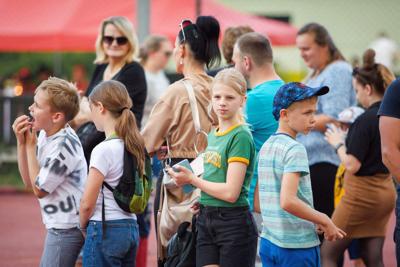 Alt="Zdjęcie przedstawia obchody Gminnego Dnia Dziecka 2025r."