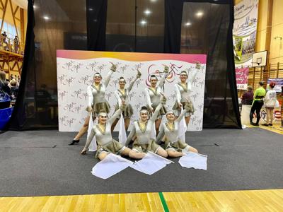 Alt="Zdjęcie przedstawia Zespół Tańca Mażoretkowego "Copacabana" w czasie sezonu konkursowego 2023r."