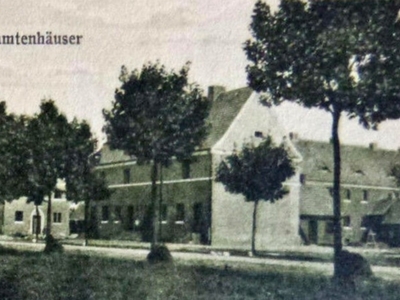 Alt="Zdjęcia historyczne bloków w Ciasnej."