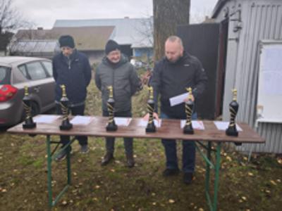 Alt="Zdjęcie przedstawia zawody strzeleckie z okazji Dnia Niepodległości."