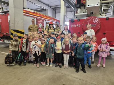 Alt="Zdjecie przedstawia przedszkolaki z Sierakowa Śląskiego."