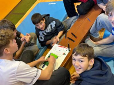 Alt="Zdjęcie przedstawia akcję -Profilaktyka i integracja w Szkole w Sierakowie Śląskim"