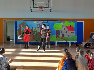 Alt="Zdjęcie przedstawia Dzień postaci z bajek w ZSP w Ciasnej."