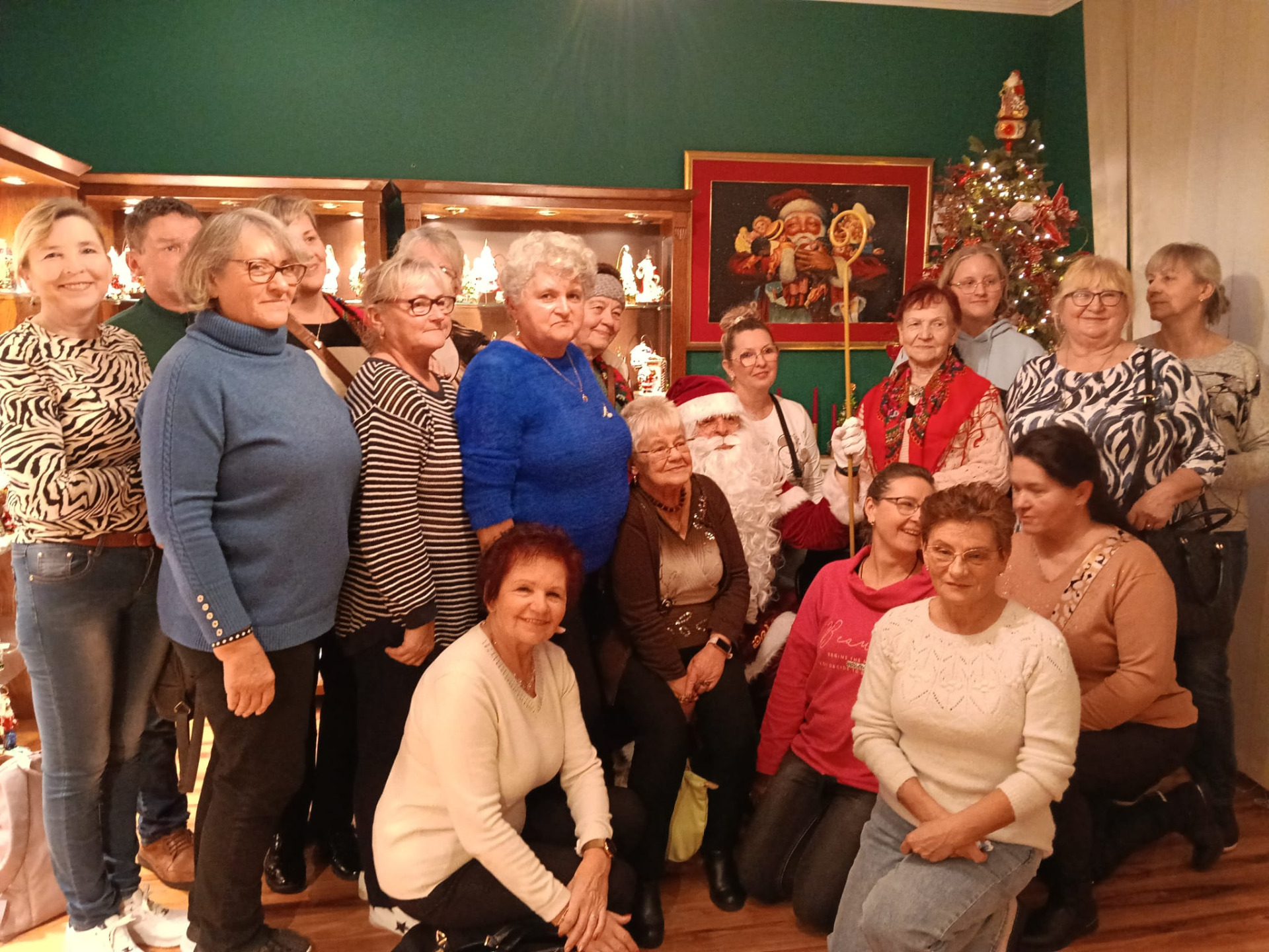 Alt="Zdjęcie przedsatwia zajęcia w roku 2025 w Kole Gospodyń Wiejskich w Sierakowie Śląskim."