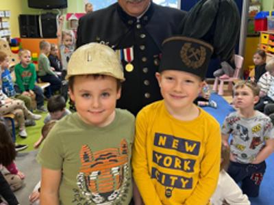 Alt="Zdjęcie przedstawia ciekawostki z życia Przedszkola Samorządowego  w Sierakowie Śląskim."