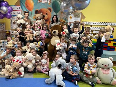 Alt="Zdjęcie przedstawia ciekawostki z życia Przedszkola Samorządowego  w Sierakowie Śląskim."