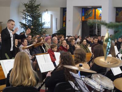 Alt="Zdjęcie przedsawia Koncert Kolęd, który odbył się w Ciasnej 28 grudnia 2025r."