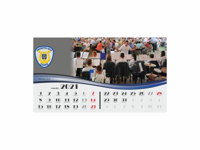 Alt="Zdjęcie przedstawia zmniejszoną stronę kalendarza ze zdjęciami orkiestry."