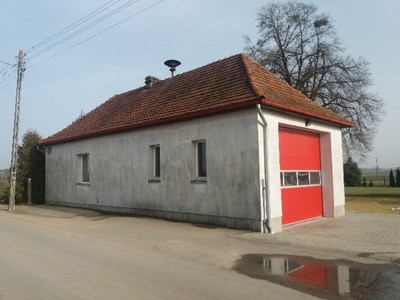 Alt="Zdjęcie przedstawia budynek OSP w Dzielnej. Zdjęcie: Gmina Ciasna"